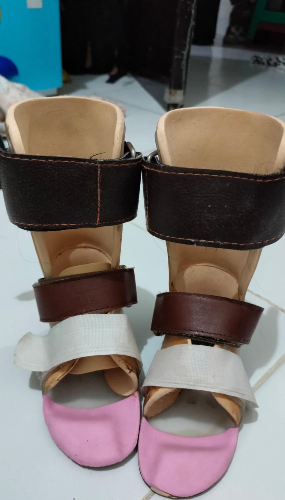 Sepatu Afo Untuk Elmeira