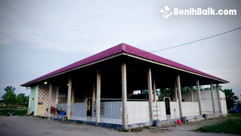 Tak Ada Plafon, Masjid Baitul Ilmi Itera Jadi Tempat Burung Bersarang