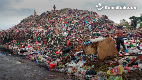ANGKUTS Ajak Pemuda Kelola Sampah Kota