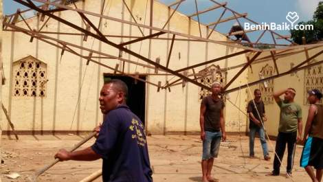Renovasi Gereja Kokotobo di NTT yang Nyaris Ambruk